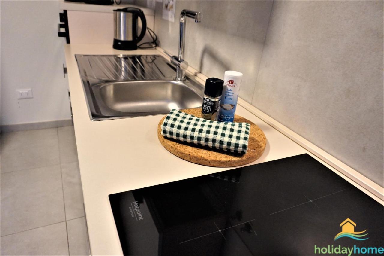 Apartament Fabrizia Apartment ริวาเดลการ์ดา ภายนอก รูปภาพ